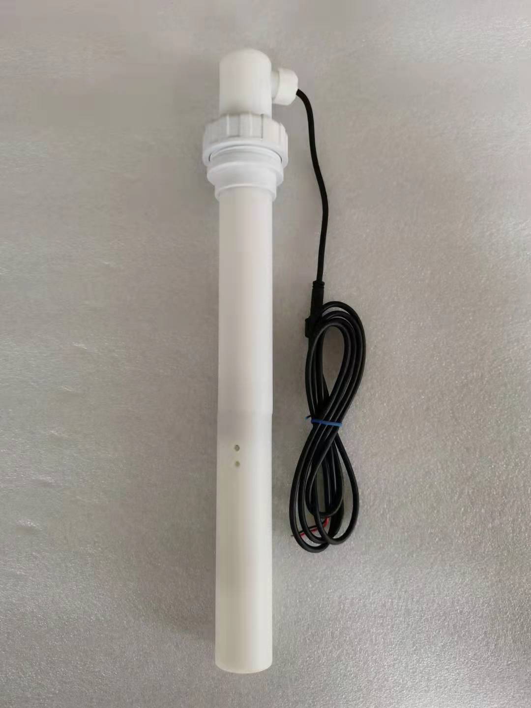 Liquid level sensor